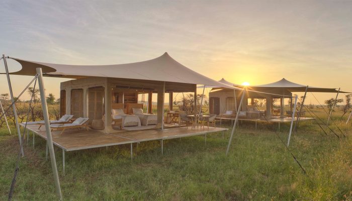 10-Best-Luxury-Safari-Camps-Lodges-in-the-Serengeti-4