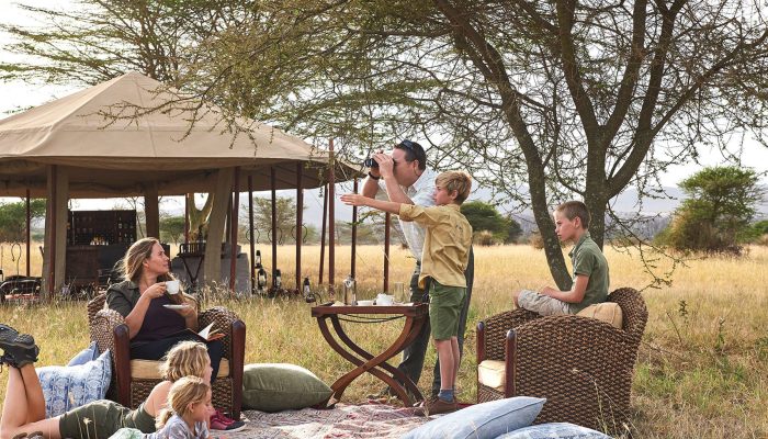 legendary-serengeti-mobile-camp-families